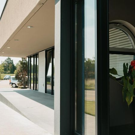 Ross Hotel Stuttgart Exterior photo