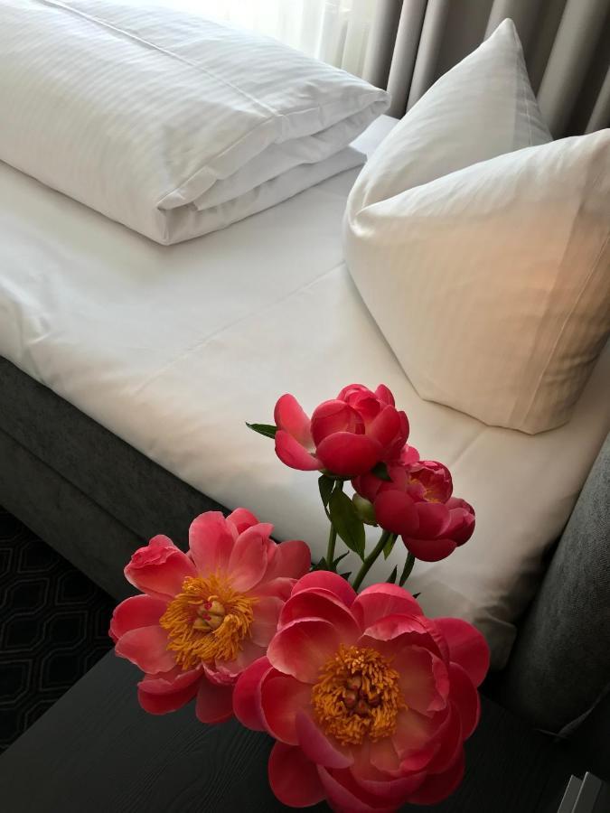 Ross Hotel Stuttgart Exterior photo